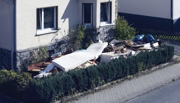 Yard Junk Removal in North Charleston