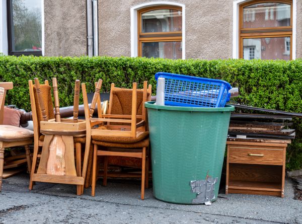 Chair Disposal Service in North Charleston